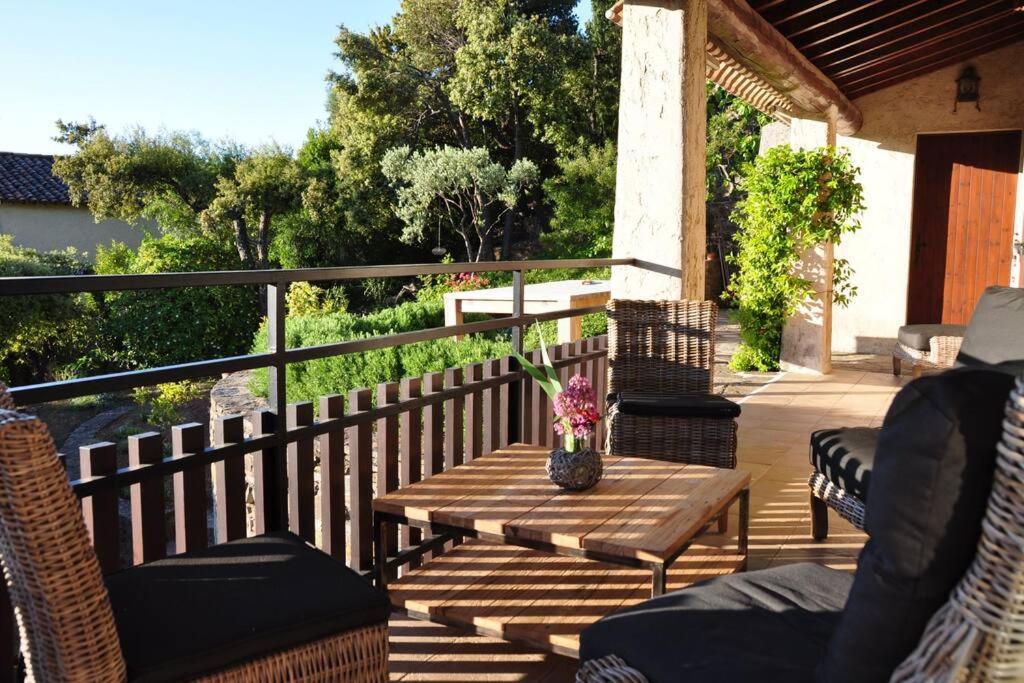 Villa Abeille : Douces Vacances D'Ete Avec Vue Mer Кавалер-сюр-Мер Экстерьер фото